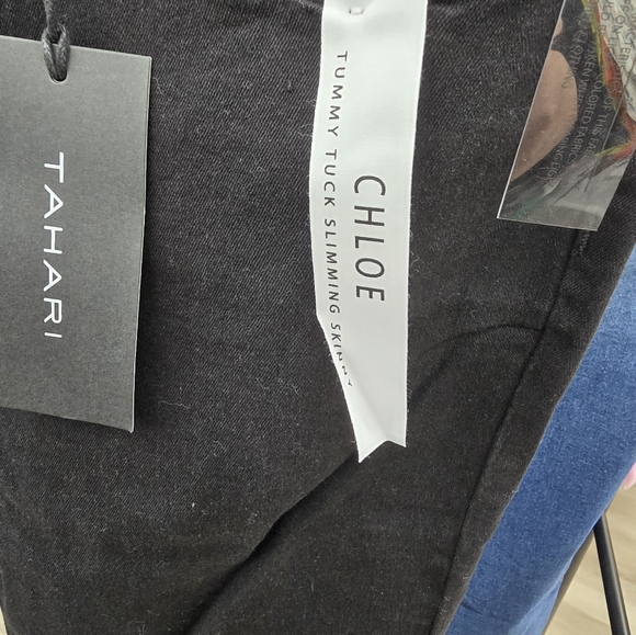 Tahari Skinny Jeans - Picture 3 of 6